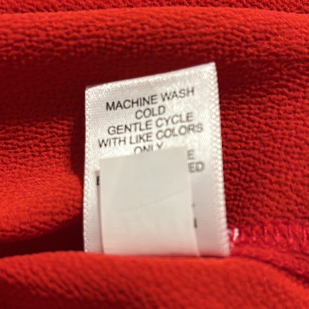 Cupio Red Button-Front Long Sleeve Tunic Blouse - Picture 11 of 11